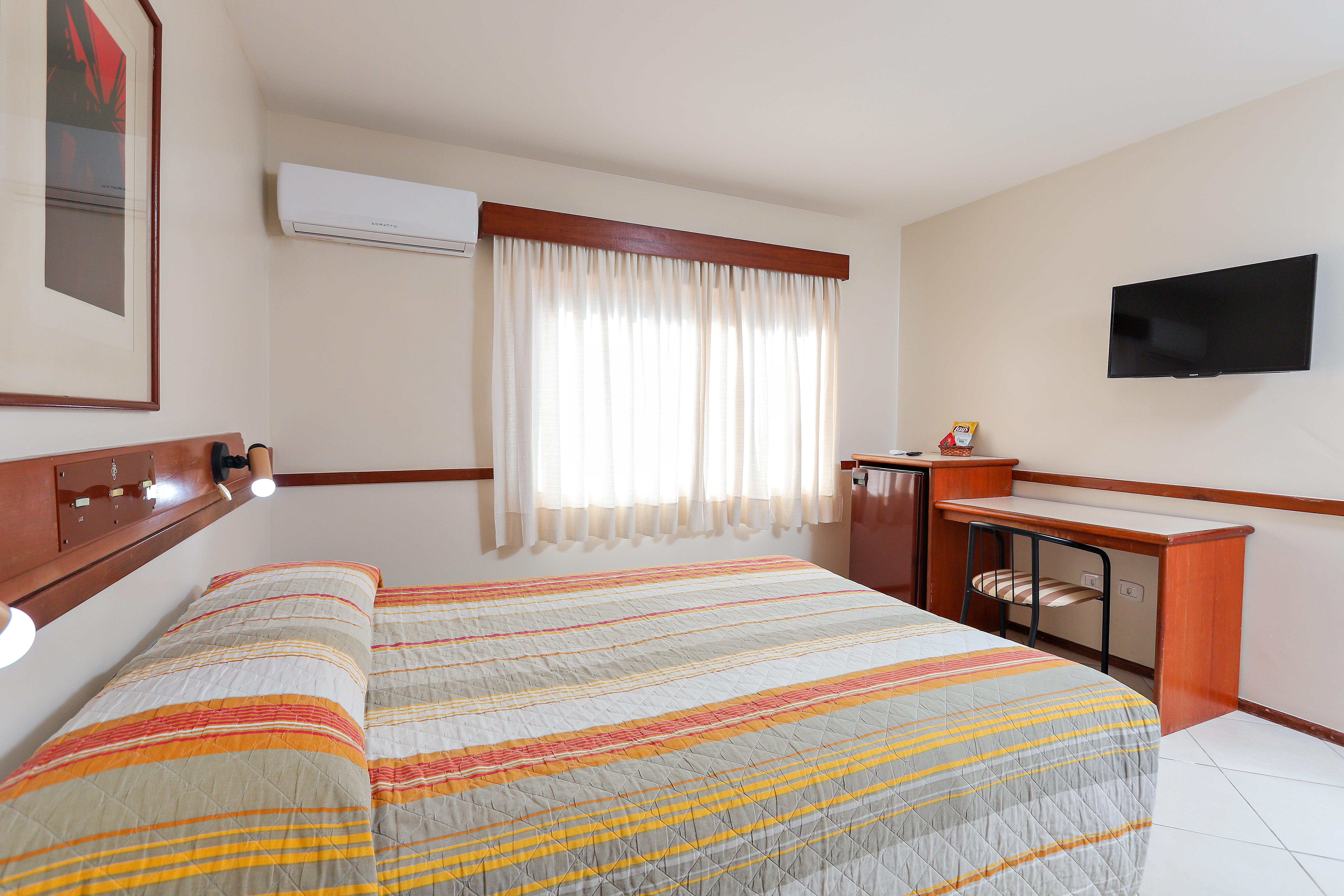 Hotel Suarez Campo Bom מראה חיצוני תמונה